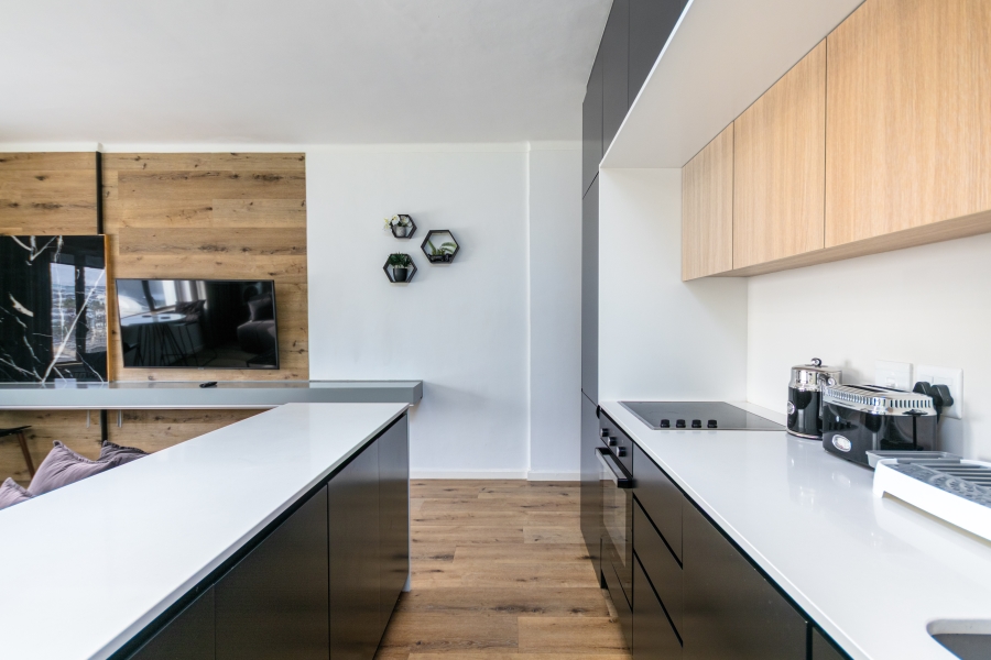 1 Bedroom Property for Sale in Sea Point Western Cape